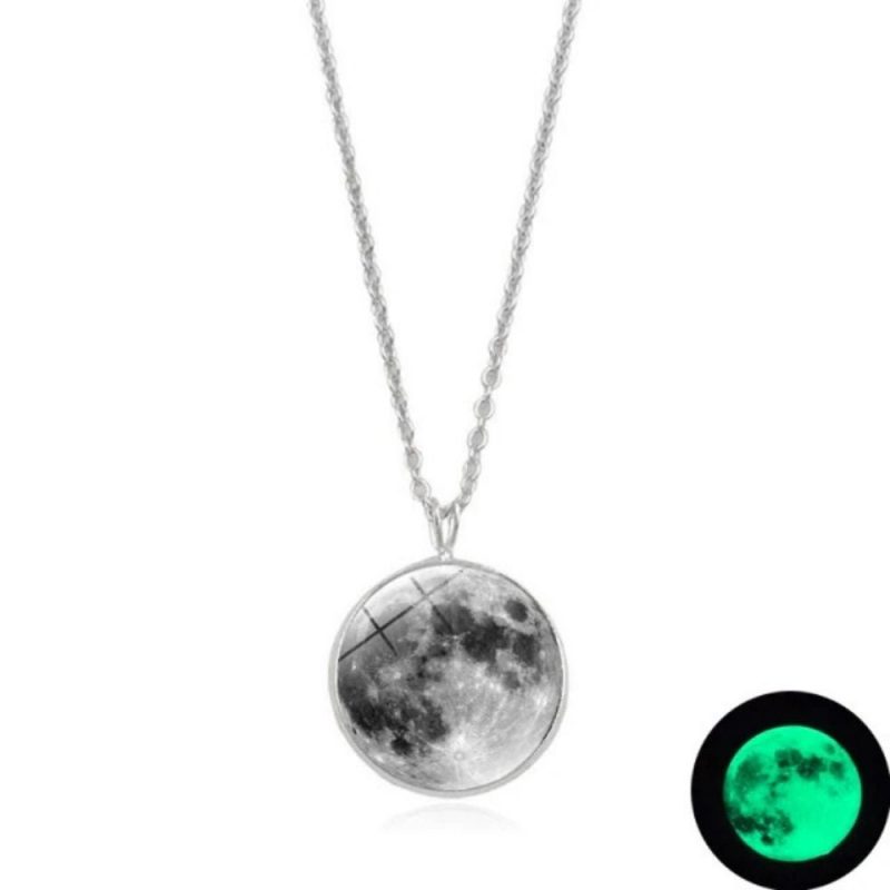 collier lune fluorescente