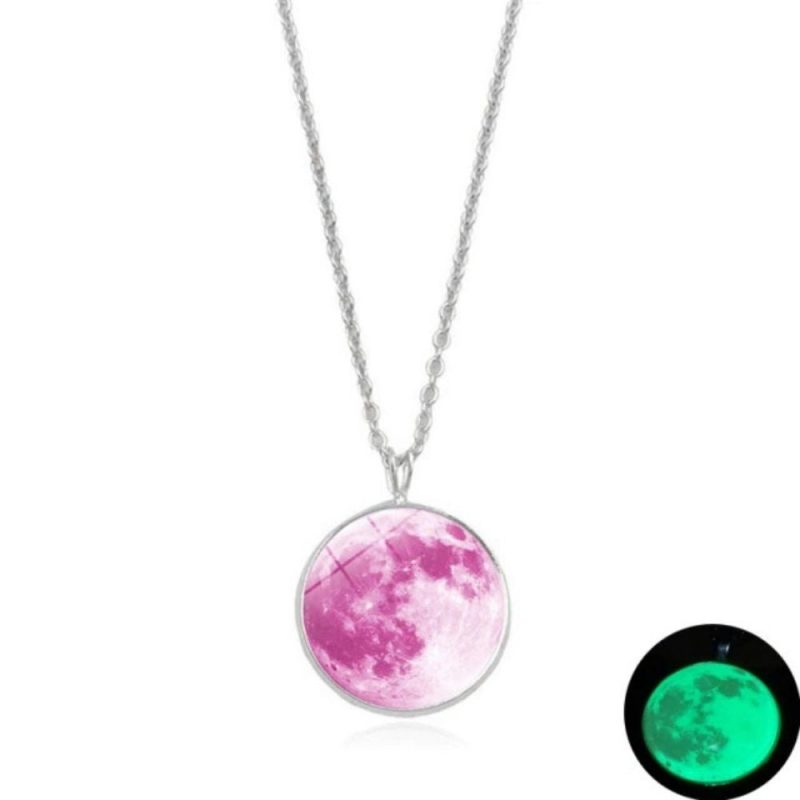 collier lune phosphorescente rose