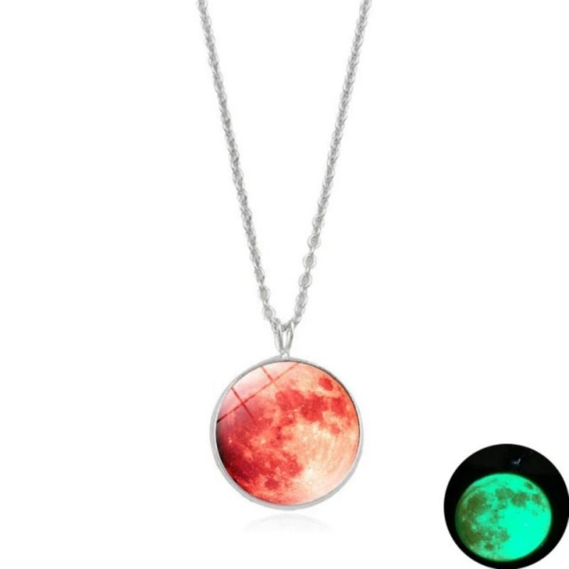 collier lune rouge