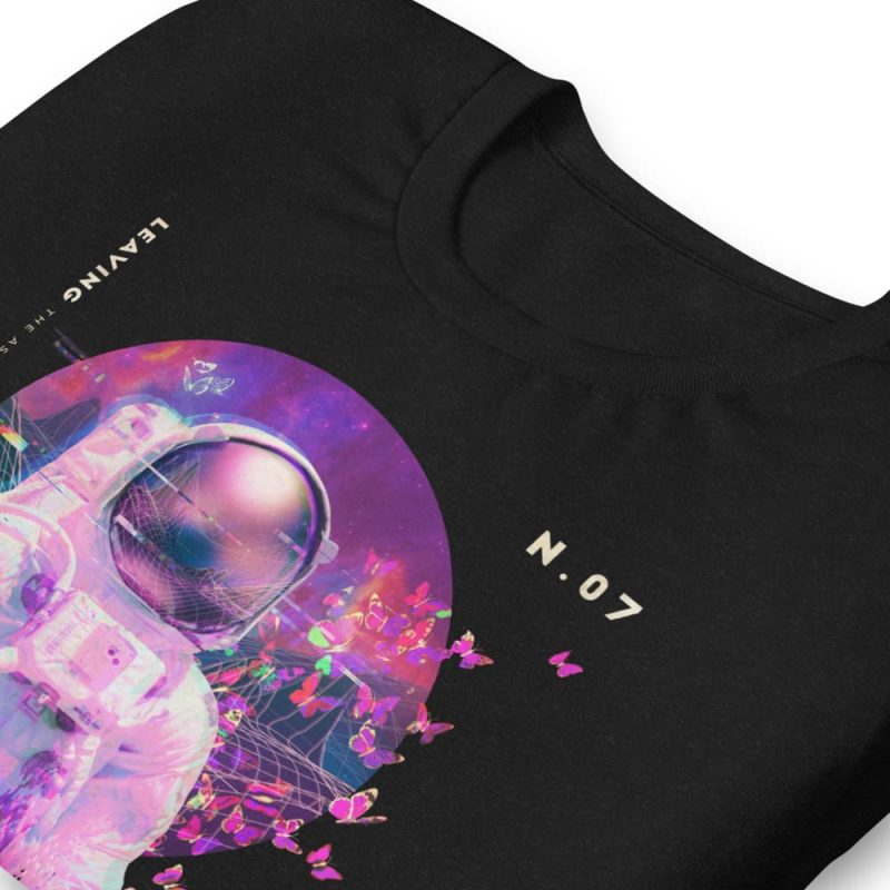 t shirt astronaute retrowave